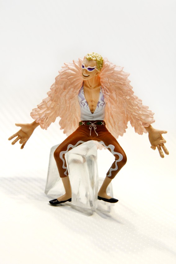 One Piece 'Donquixote Doflamingo' figure